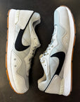 Nike Venture Runner Light Bone