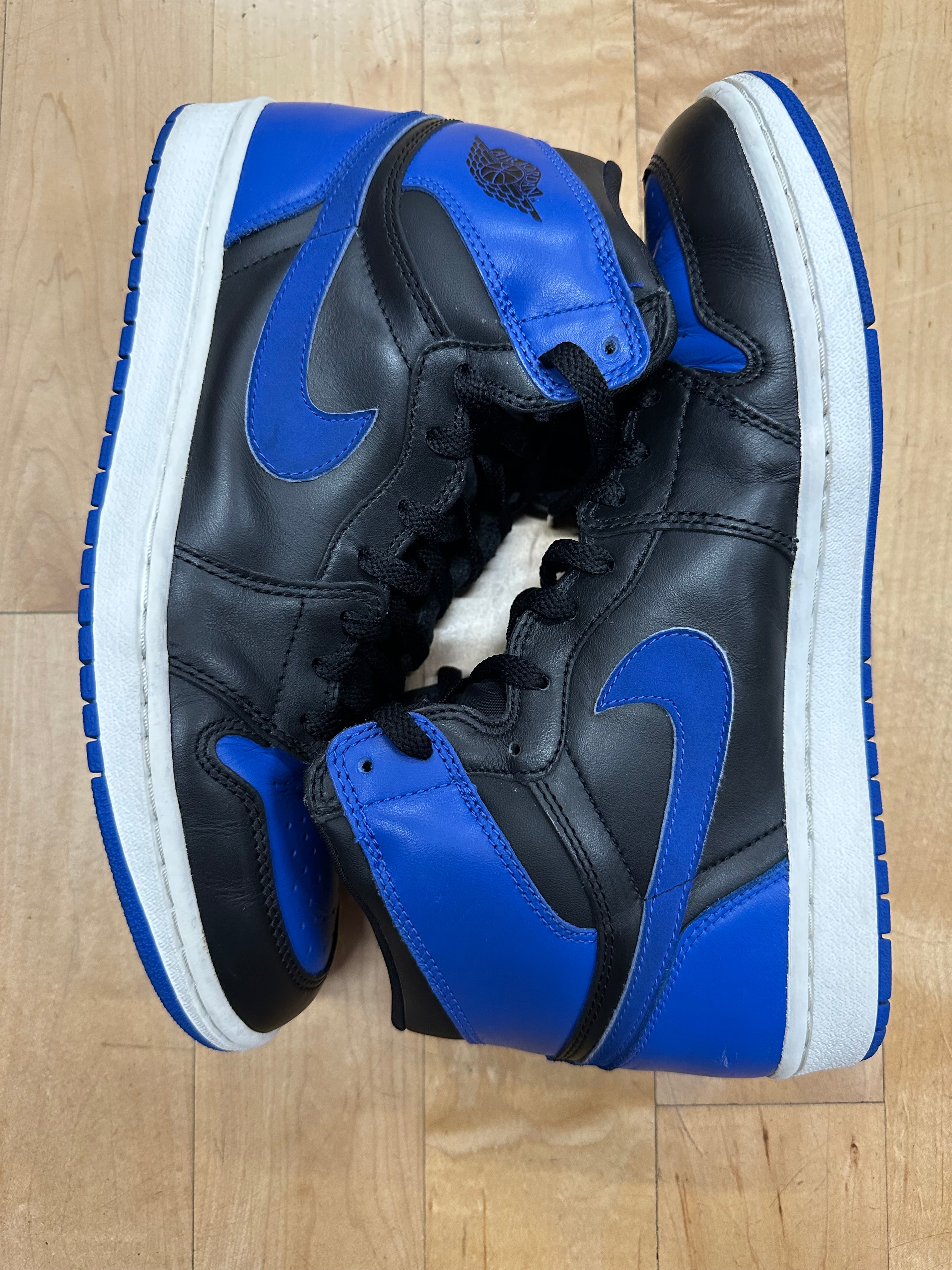 Royal Blue/Black Air Jordan 1 (2001) A Comparison of Every  main image 3
