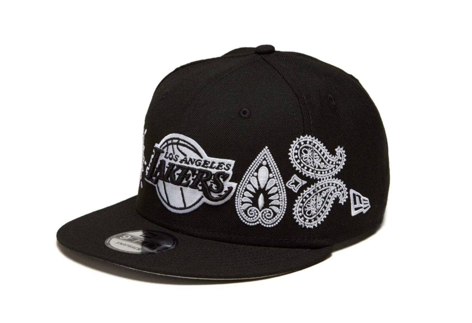 NEW ERA - 59FIFTY LOS ANGELES LAKERS / PAISLEY ELEMENTS / FITTED CAP (BLACK) - The Magnolia Park